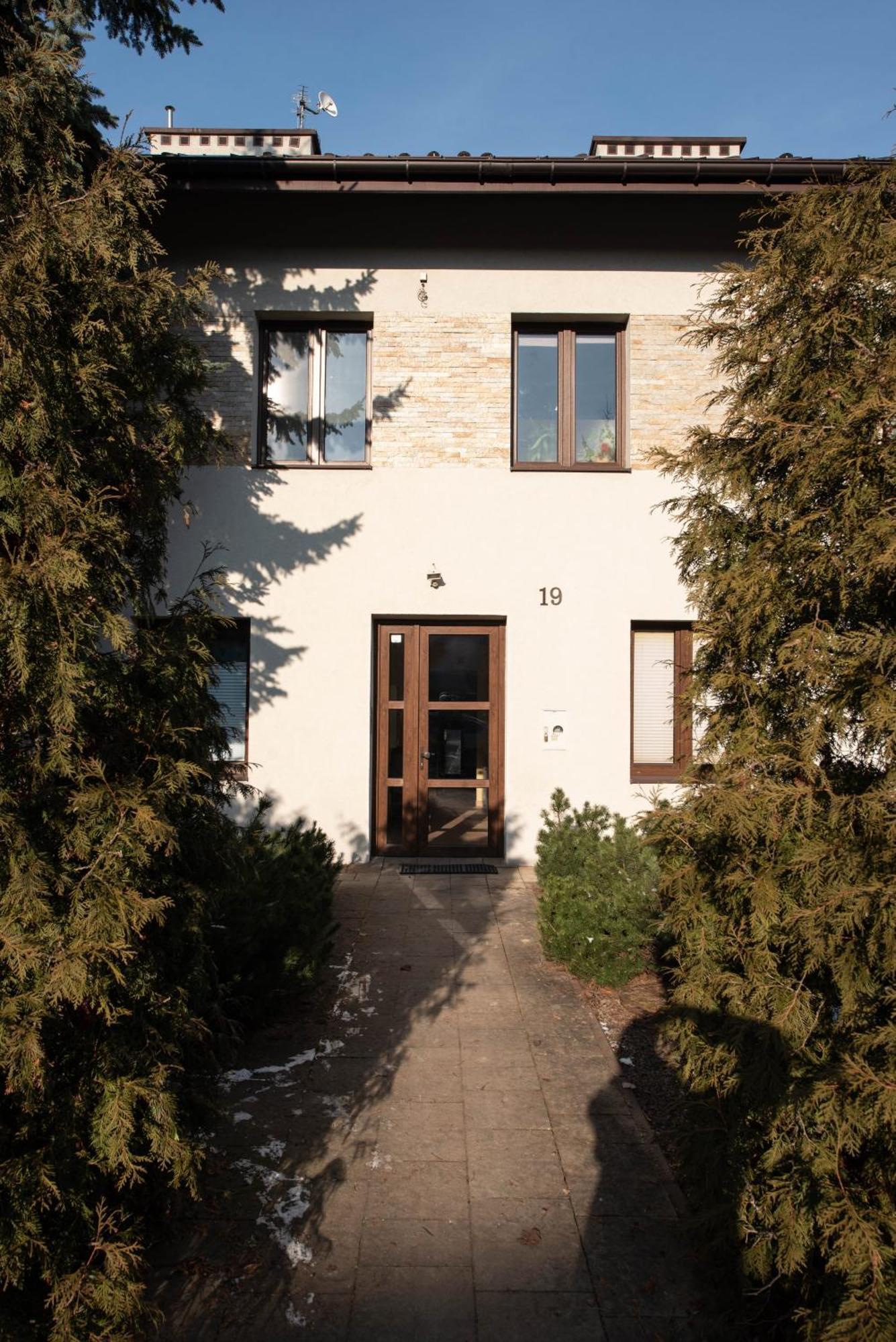 Home Studio Z Ogrodkiem Краків Екстер'єр фото